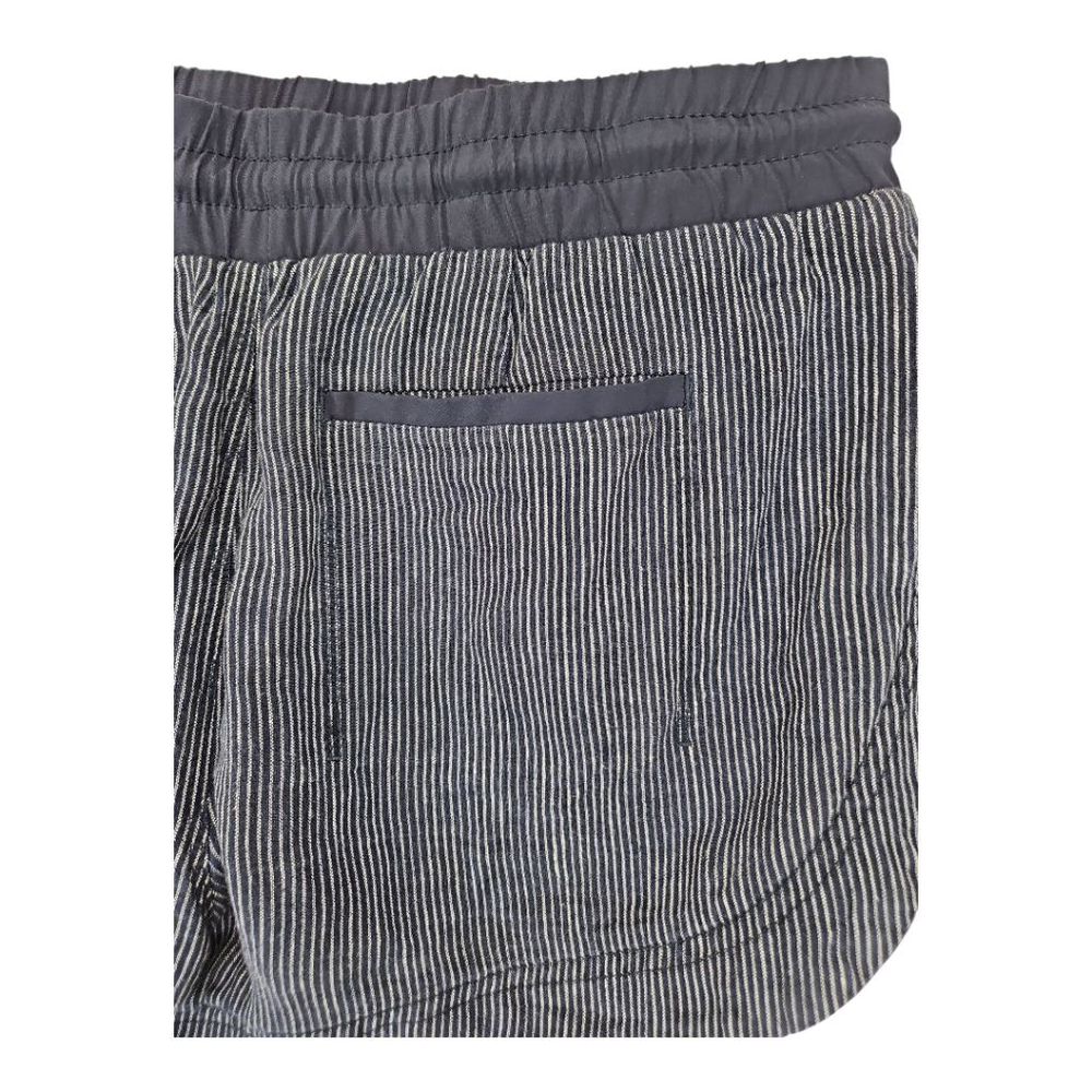 Athleta Beachside Bali Linen Blue Striped Shorts Size 6 - Picture 5 of 8